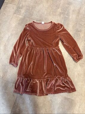 Girls velvet dress